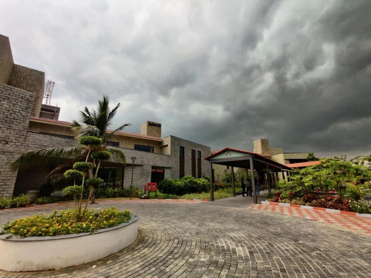 Radisson Blu Resort Visakhapatnam Exterior foto