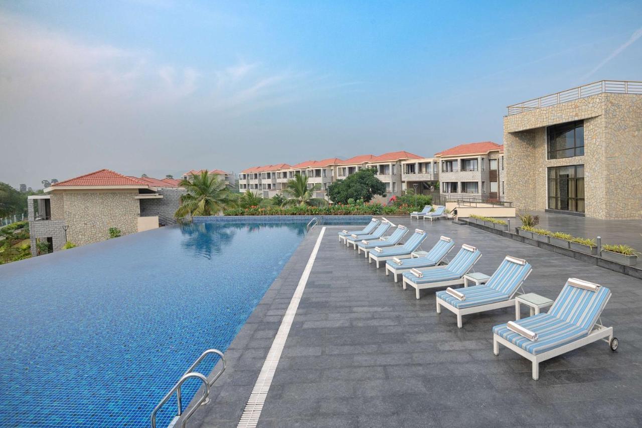 Radisson Blu Resort Visakhapatnam Exterior foto